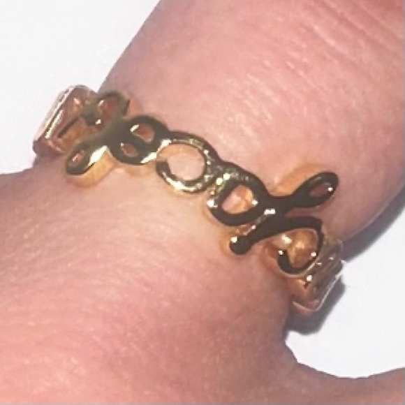 Marc Jacobs Monogram Ring - Picture 4 of 6